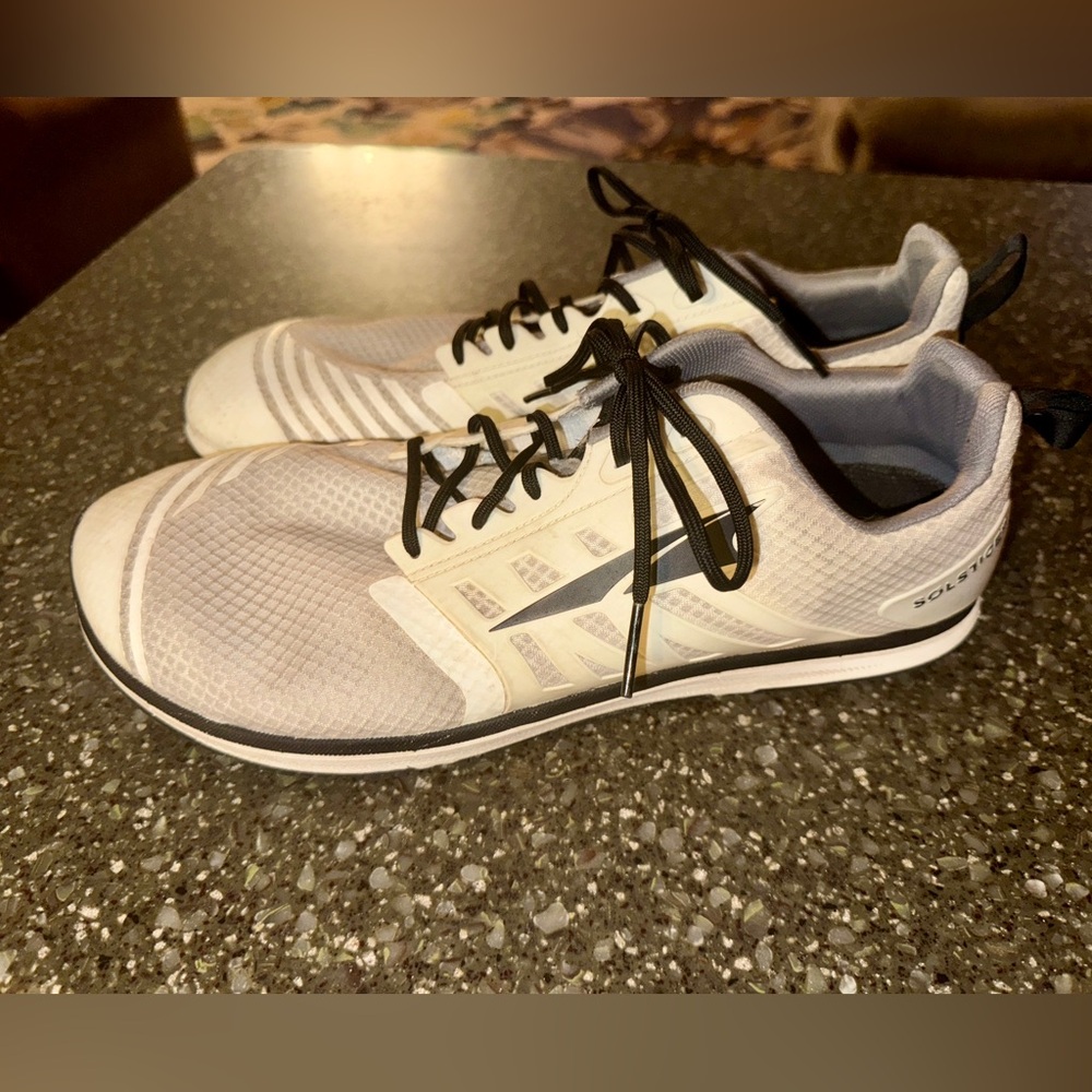 Altra solstice xt 2 size 13 shoes